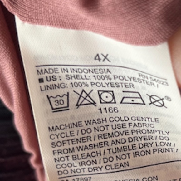 NWT: old navy Dolphin-Hem Run Shorts for Women (4X) - Picture 14 of 14